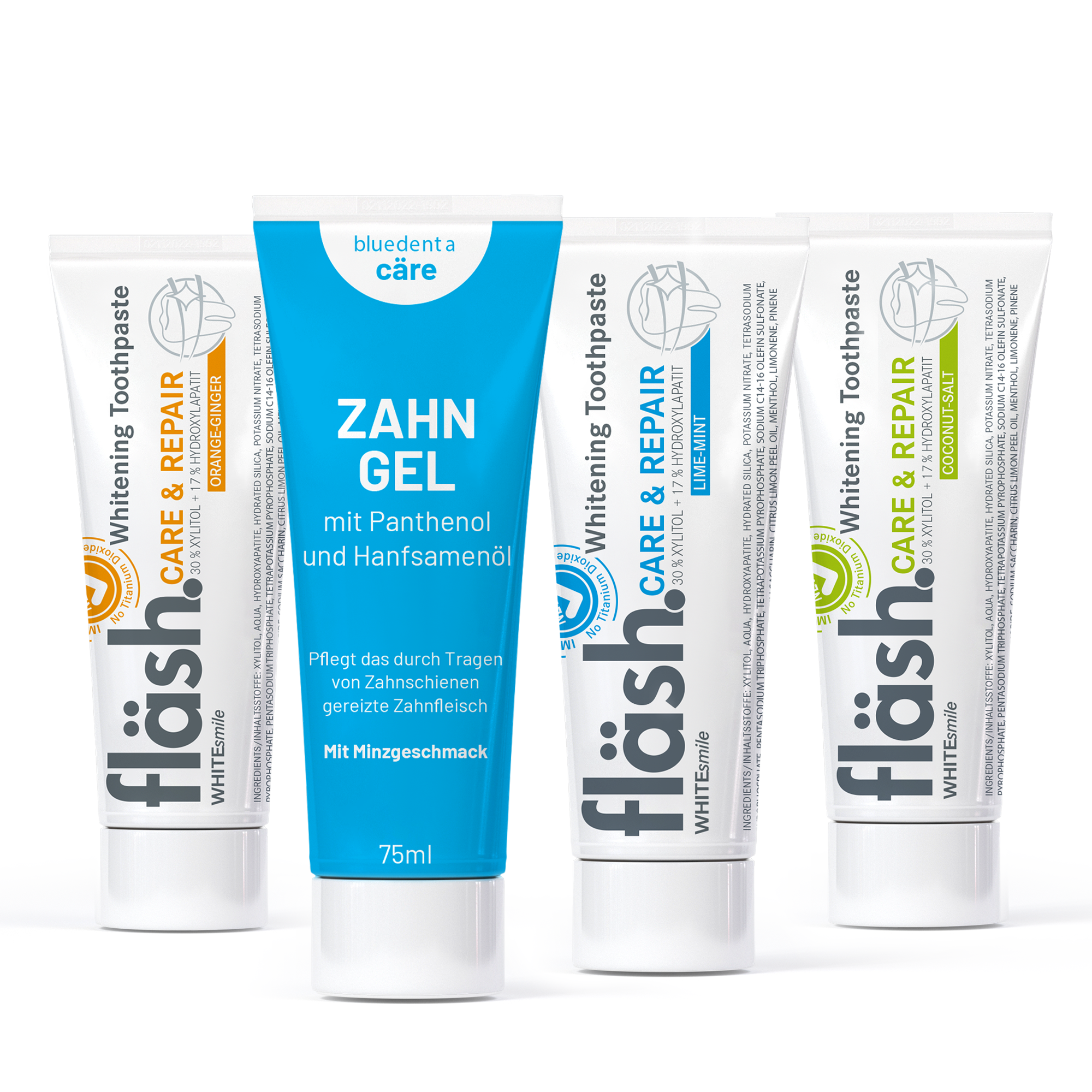 Vier Tuben Zahnpasta stehen auf weissem Hintergrund. Es handelt sich um drei Tuben fläsh Zahnpasta der Sorten Limette-Minze, Orange-Ingwer und Kokos-Salz sowie einer Tube bluedenta cäre Zahngel.