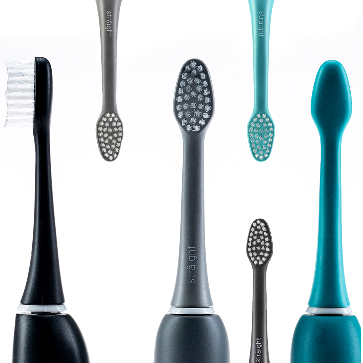 Sechs Bürstenköpfe der sträight Schallzahnbürste stehen in unterschiedlicher Größe, Farbe und Position auf weissem Hintergrund.
